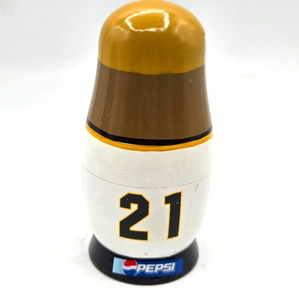 Roberto Clemente 2004 Limited Edition Wood Nesting Dolls, Pittsburgh Pirates MLB